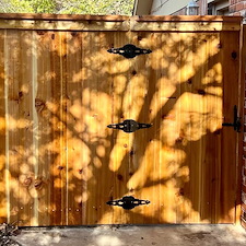 Elegant-Western-Red-Cedar-Fence-completed-in-Yukon 2